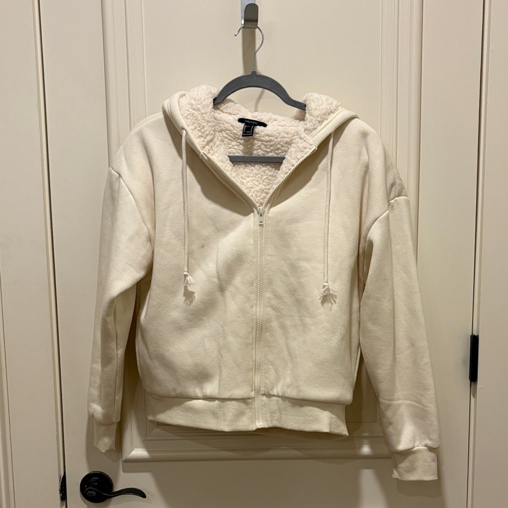 Forever 21 Women’s Zip-Up Fur Hoodie Jacket Size M